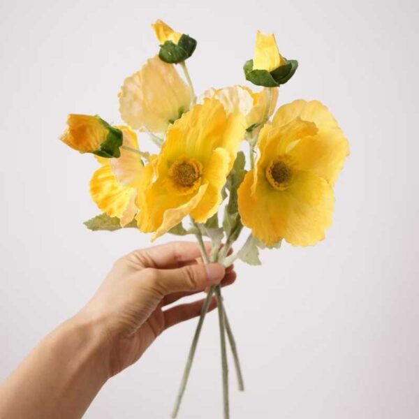 Real Touch Moisture Artificial poppy